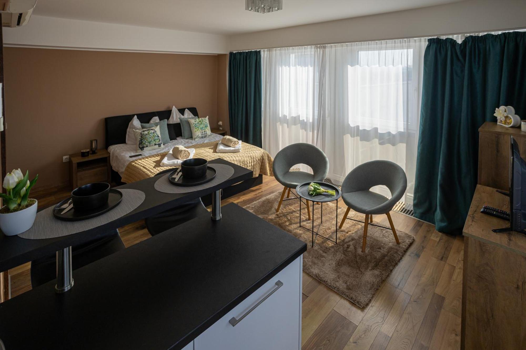 Hellowine Apartman II Eger Kültér fotó